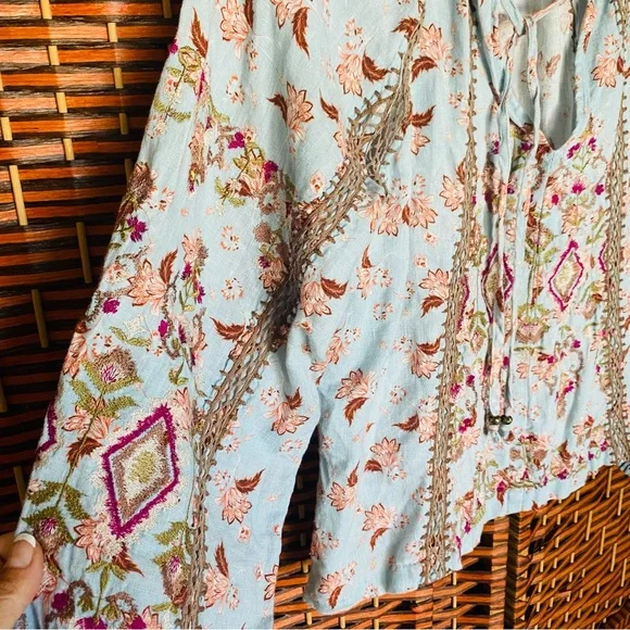 Anthropologie Sundance “Gisselle Bloom” Floral Print Embroidered Peasant Top - Picture 3 of 5